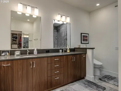2485 Marylshire Lane Lake Oswego OR 97034