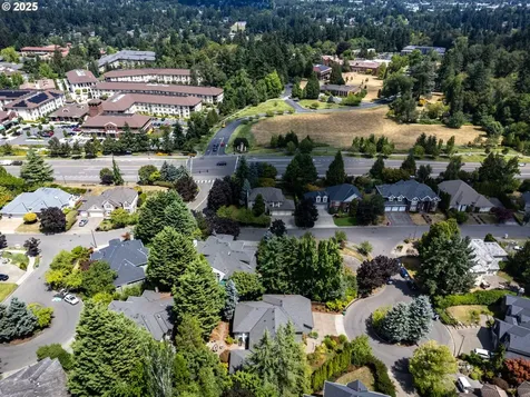 2485 Marylshire Lane Lake Oswego OR 97034