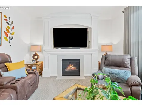 1926 SW 34th Street Gresham OR 97080