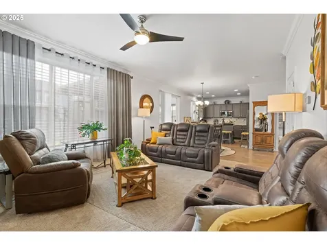 1926 SW 34th Street Gresham OR 97080