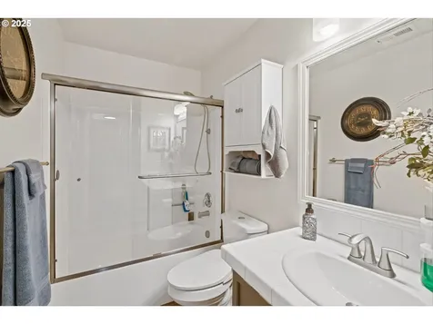 1926 SW 34th Street Gresham OR 97080
