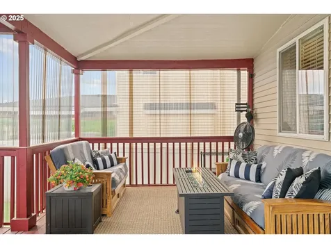 1926 SW 34th Street Gresham OR 97080