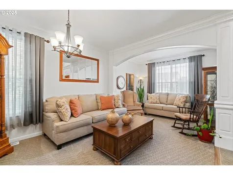 1926 SW 34th Street Gresham OR 97080