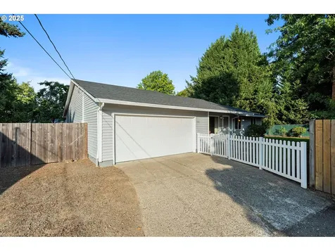 2706 SE Minter Bridge Road Hillsboro OR 97123