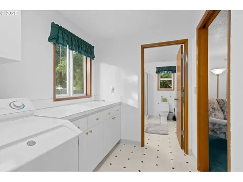 2706 SE Minter Bridge Road Hillsboro OR 97123