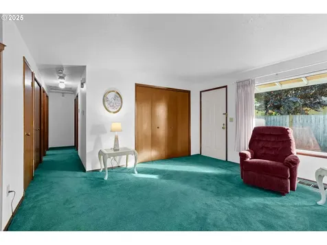 2706 SE Minter Bridge Road Hillsboro OR 97123