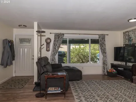2548 SE Eagle Avenue Gresham OR 97080