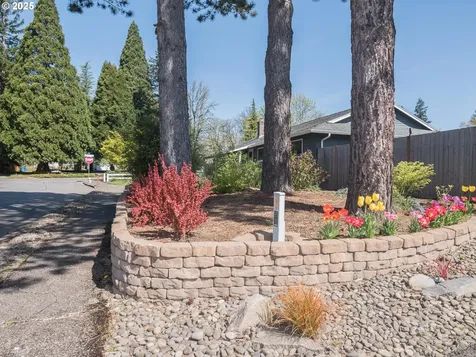 2548 SE Eagle Avenue Gresham OR 97080
