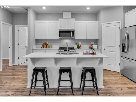 11325 NE 17th Street Vancouver WA 98684
