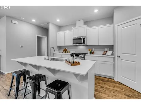 11325 NE 17th Street Vancouver WA 98684