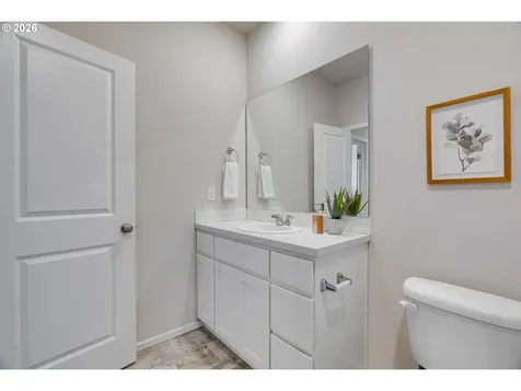 11325 NE 17th Street Vancouver WA 98684