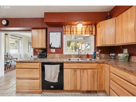 3647 SE 164th Avenue Portland OR 97236