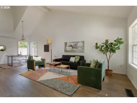 13017 SW Tearose Way Portland OR 97223