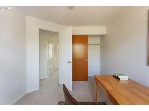 13017 SW Tearose Way Portland OR 97223