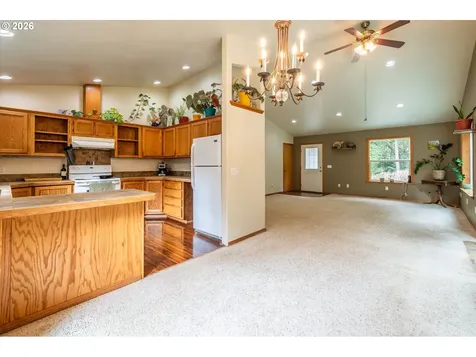 87444 Whistling Lane Bandon OR 97411