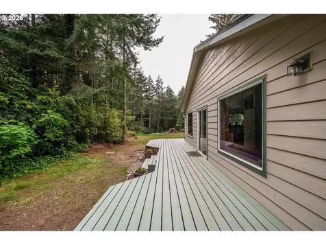 87444 Whistling Lane Bandon OR 97411