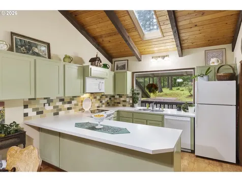 32575 NE Poison Oak Lane Newberg OR 97132