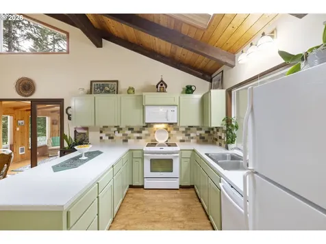 32575 NE Poison Oak Lane Newberg OR 97132