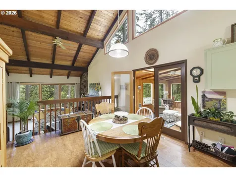 32575 NE Poison Oak Lane Newberg OR 97132
