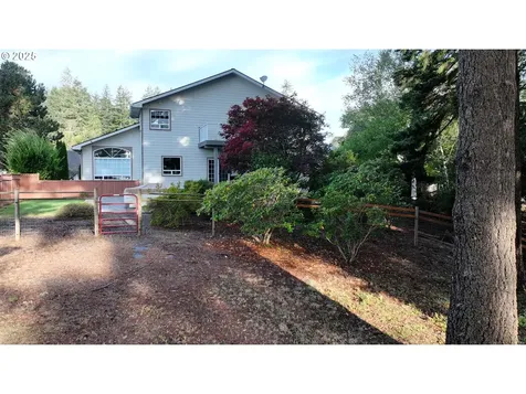 867 Jodee Lane Brookings OR 97415