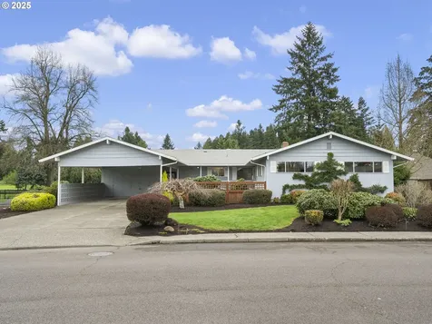 1864 N Country Club Drive Canby OR 97013