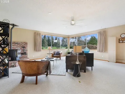 1864 N Country Club Drive Canby OR 97013
