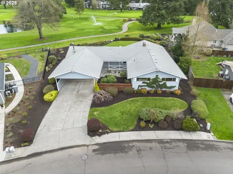 1864 N Country Club Drive Canby OR 97013