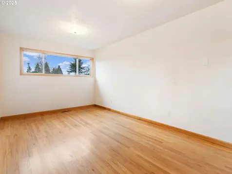 1864 N Country Club Drive Canby OR 97013