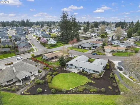 1864 N Country Club Drive Canby OR 97013
