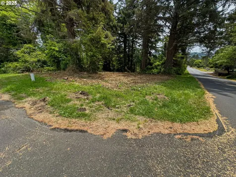 1500 1600 Blk NE Oar Avenue Lincoln City OR 97367