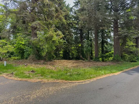 1500 1600 Blk NE Oar Avenue Lincoln City OR 97367