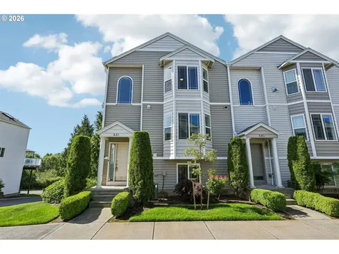 5700 NE 82nd Avenue Vancouver WA 98662