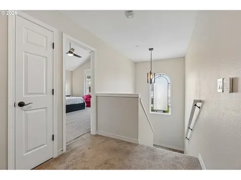 5700 NE 82nd Avenue Vancouver WA 98662
