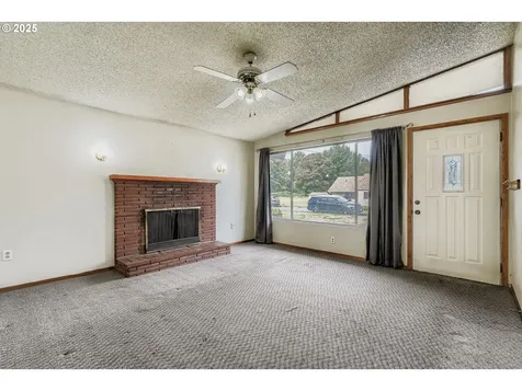 841 Washington Street Woodland WA 98674