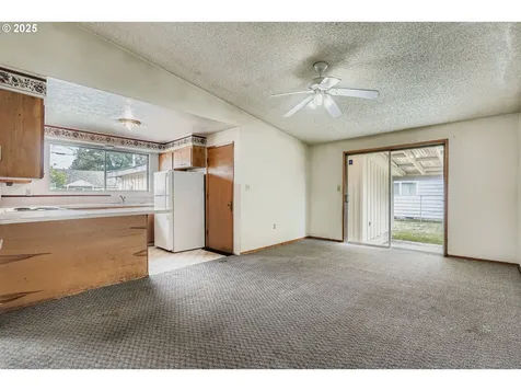 841 Washington Street Woodland WA 98674