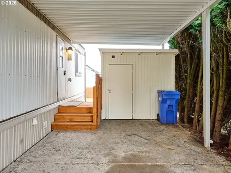 820 NW Wade Street Estacada OR 97023