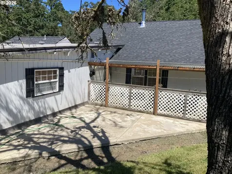 77698 Dugan Lane Cottage Grove OR 97424