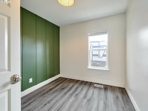 1006 Well Street Silverton OR 97381