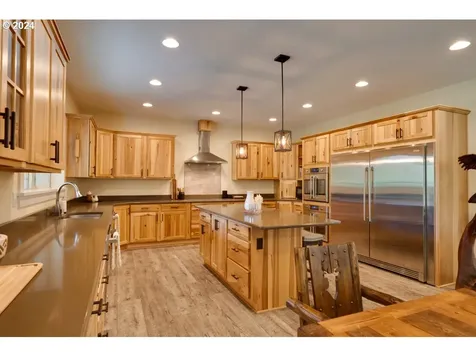 36 Lonesome Pines Drive Trout Lake WA 98650