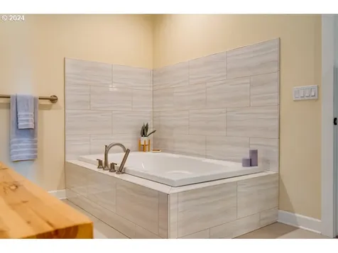 36 Lonesome Pines Drive Trout Lake WA 98650