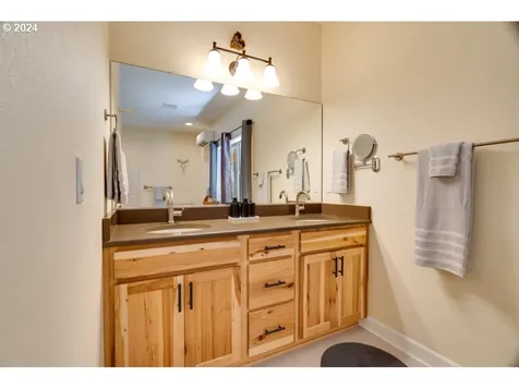 36 Lonesome Pines Drive Trout Lake WA 98650