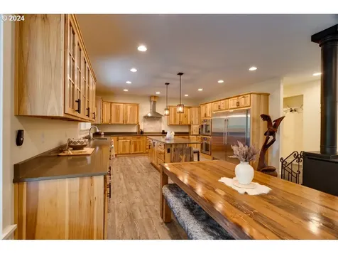 36 Lonesome Pines Drive Trout Lake WA 98650