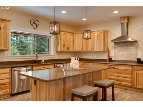 36 Lonesome Pines Drive Trout Lake WA 98650