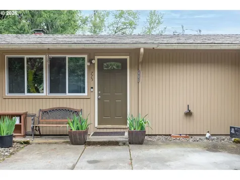 765 775 SE Roberts Avenue Gresham OR 97080
