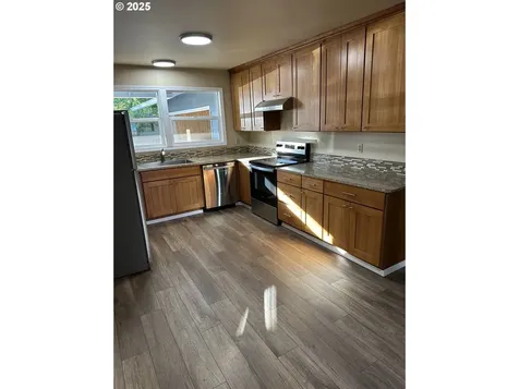 8940 SW Oak Lane Portland OR 97223