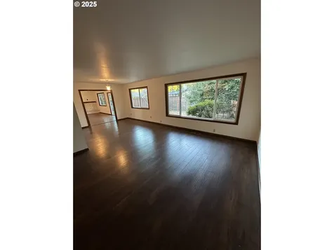 8940 SW Oak Lane Portland OR 97223