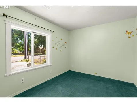 803 NE 160th Avenue Portland OR 97230