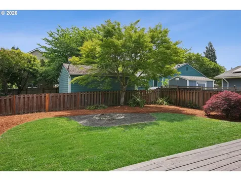 10214 N Midway Avenue Portland OR 97203