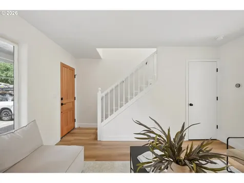 10214 N Midway Avenue Portland OR 97203