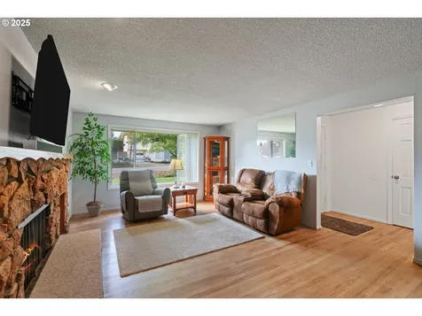 1112 NE 109th Street Vancouver WA 98685